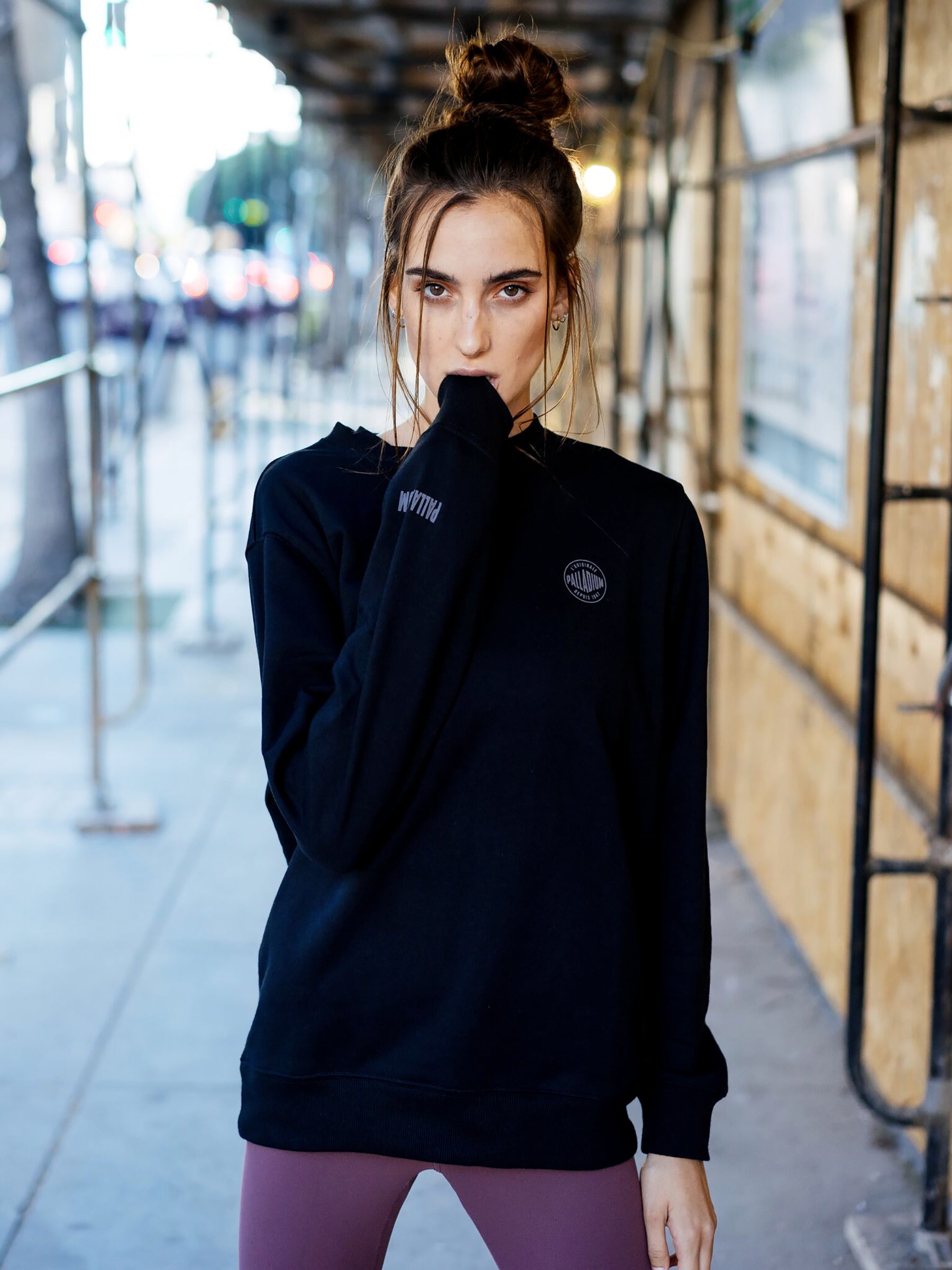 172416-008 | CORE LOGO CREW | BLACK - Image 2