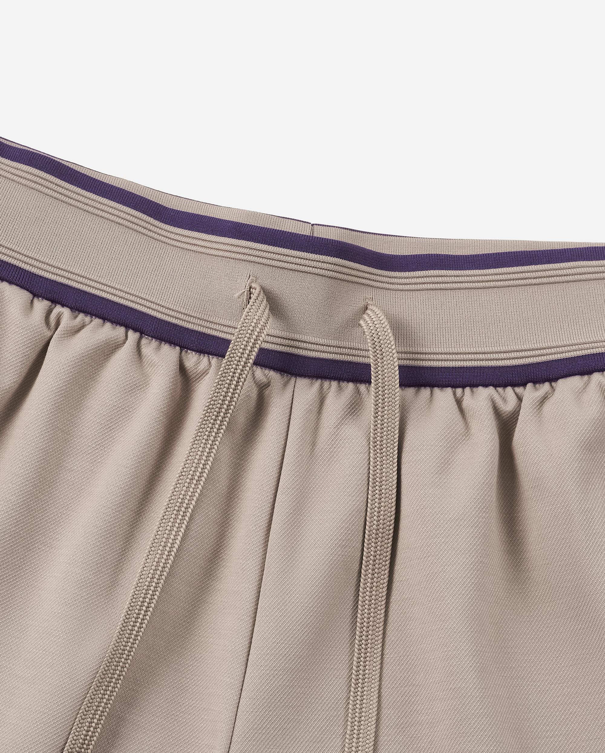 1011323-050 | MEN'S IRIS LOGO LOOSE FIT SIDE STRIPES SHORTS | MOON ROCK - Image 7