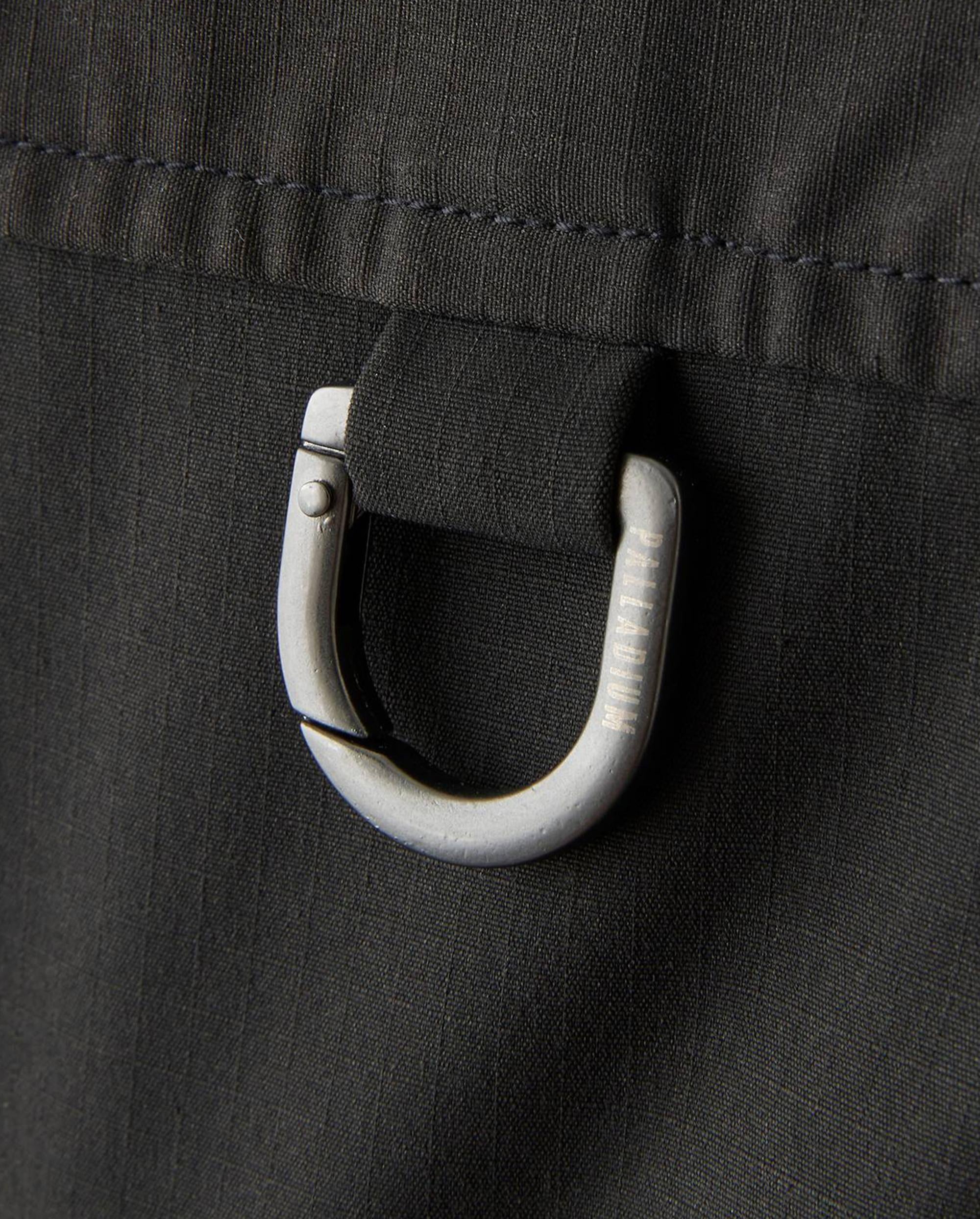 1011734-008 | MEN'S PALLADIUM LOGO WATER REPELLENT CARGO JACKET | BLACK - Image 4