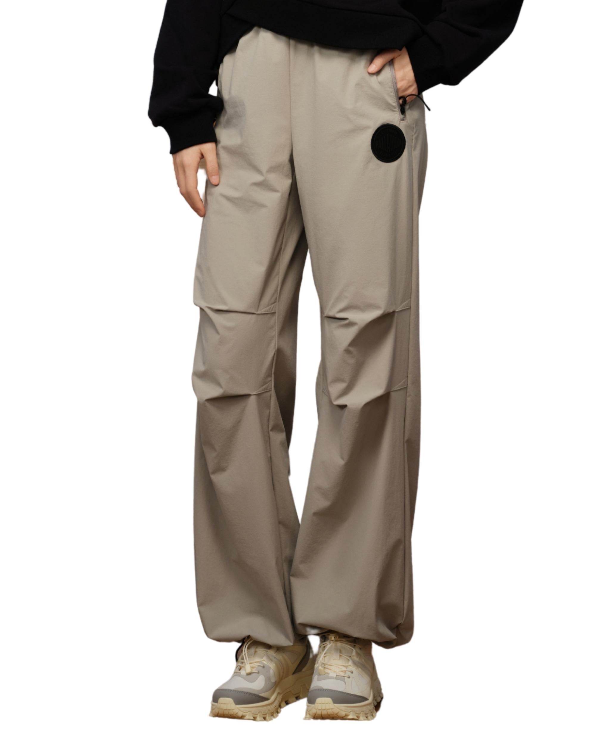 1910486-031 | WOMEN'S URBAN PALLADIUM LOGO CARGO PANTS | FLINT GRAY