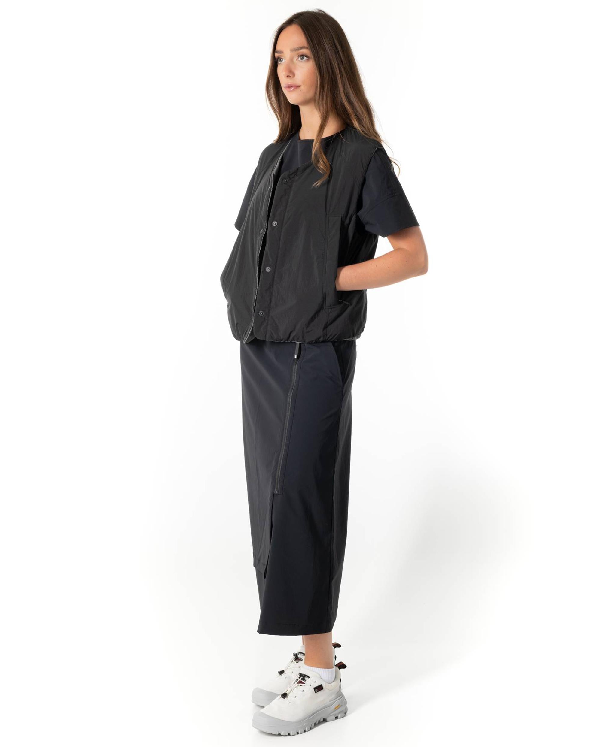 1911713-008 | WATER REPELLENT REVERSIBLE PADDED VEST JACKET | BLACK - Image 3