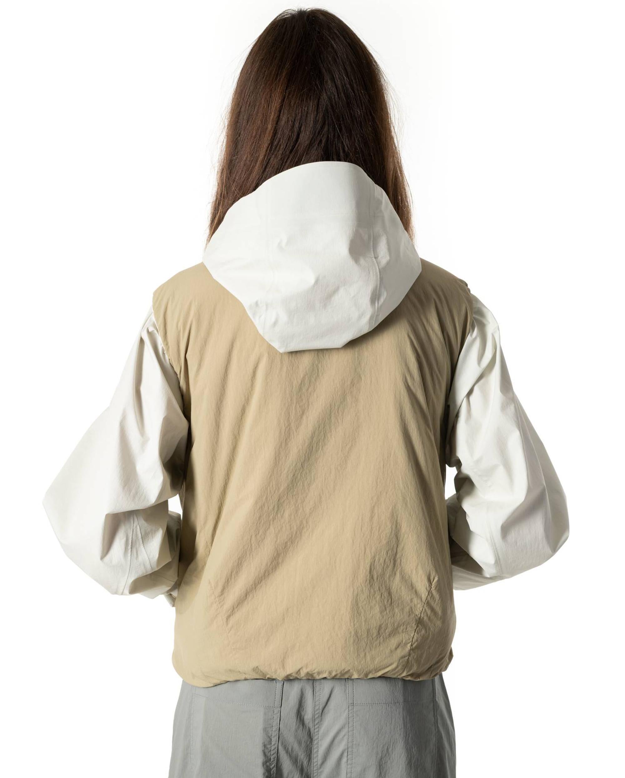 1911713-257 | WOMEN'S WATER REPELLENT REVERSIBLE PADDED VEST JAC | WARM SAND - Image 2